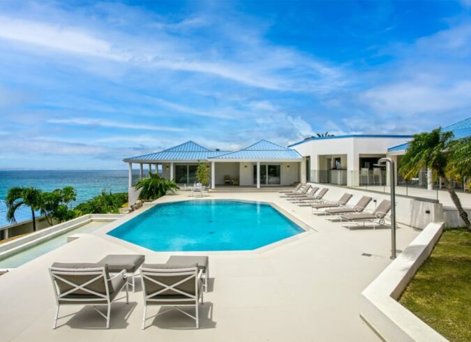 Clifftop Oceanfront Villa
