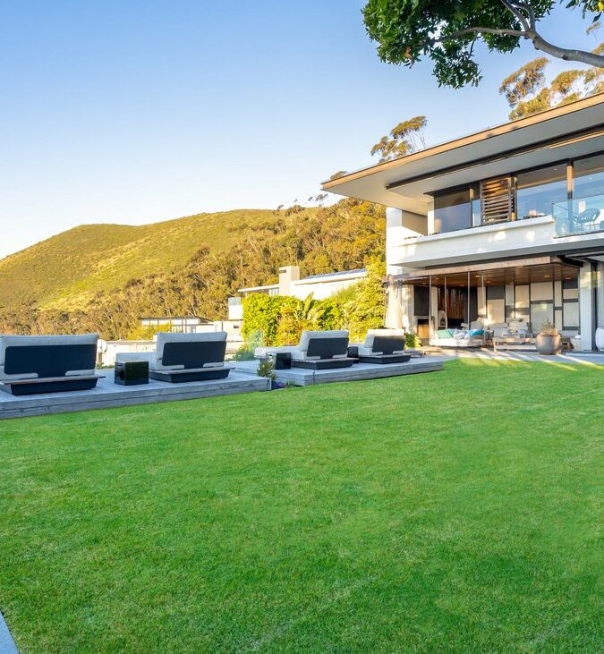 Avenue Fresnaye Villa