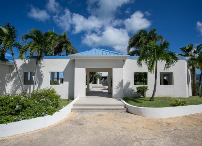 Clifftop Oceanfront Villa