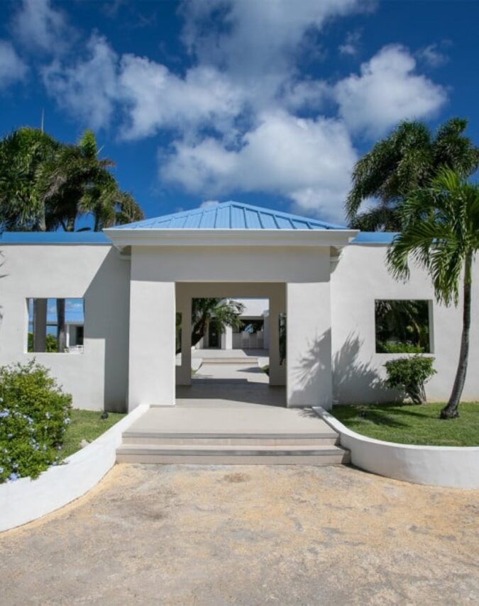 Clifftop Oceanfront Villa
